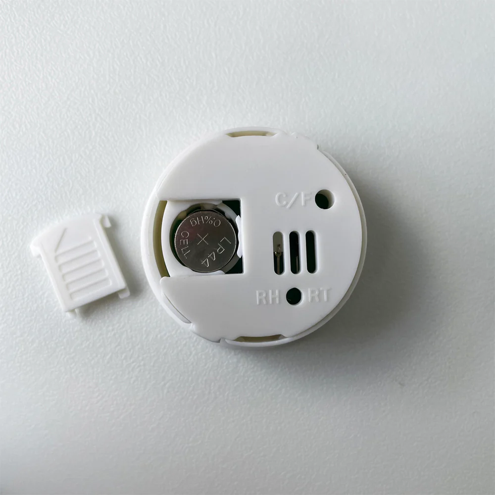 Digital 2-in-1 Mini Temperature and Humidity Meter - White - Image 4